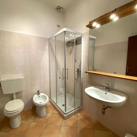 Casa Al Campanile First Floor, Leonardoshome Appartement