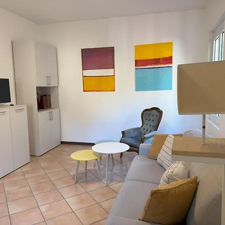 Casa Al Campanile First Floor, Leonardoshome Trarego Viggiona